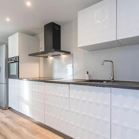 Superbe F2 Spacieux - Raphael Appartement