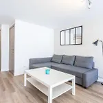 Superbe F2 Spacieux - Raphael Apartment *